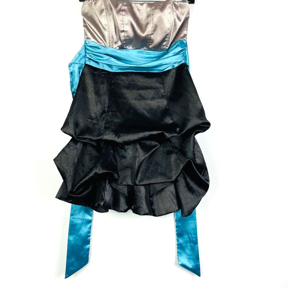 🚨(3/$25) Speeckless Strapless Black Mini Dress